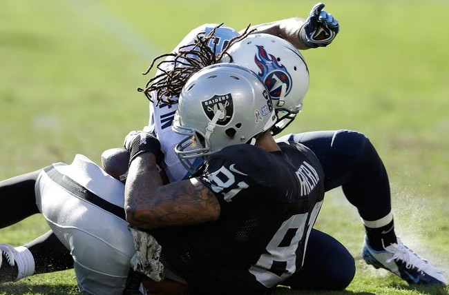 Меняющий цвет шлем предупредит о черепно-мозговых травмах - «Гаджеты»