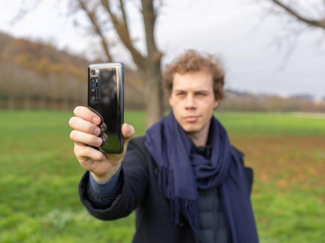 22-е место в рейтинге: фронтальная камера Xiaomi Mi 10 Ultra провалила тест DxOMark - «Смартфоны»