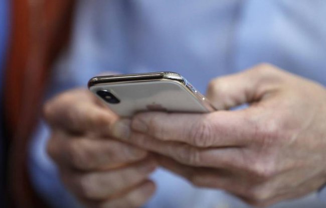 Apple теперь будет предупреждать пользователей о замедлении iPhone перед обновлением - «Смартфоны»