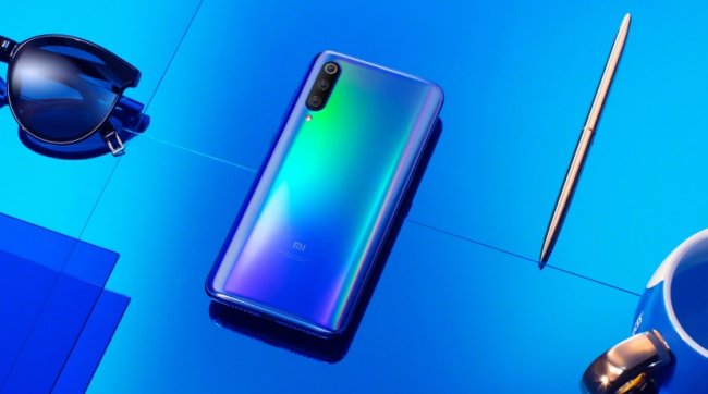 Флагман Redmi появился на видео: тройная камера и дисплей с отверстием, как у Galaxy S10 (обновлено) - «Смартфоны»