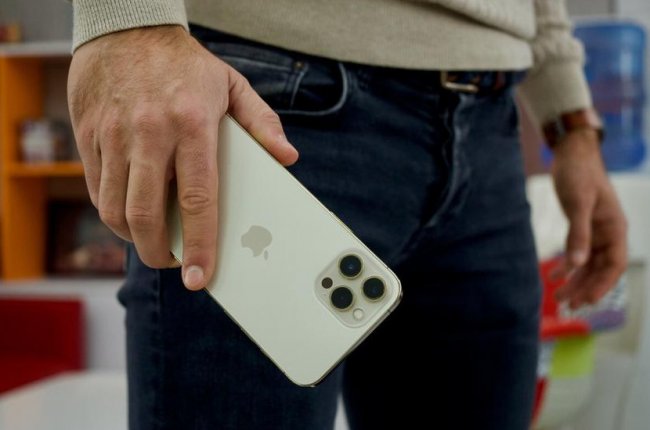 iPhone 12 Pro и iPhone 12 Pro Max в дефиците: покупателям приходится ждать смартфоны около месяца - «Смартфоны»