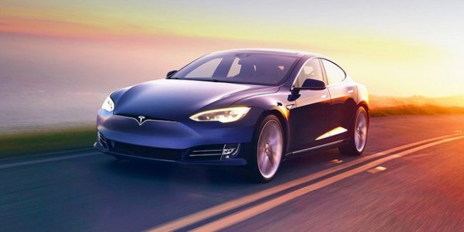 Электромобили Тесла Model S снова получили бюджетную модификацию за $66 тыс - «Транспорт»