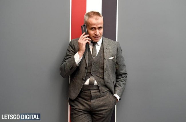 Как может выглядеть Samsung Galaxy Z Flip 3 Thom Browne Edition - «Смартфоны»
