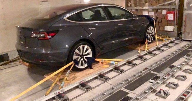 Немецкий автоконцерн разобрал Tesla Model 3 и «пришел в восторг» - «Транспорт»