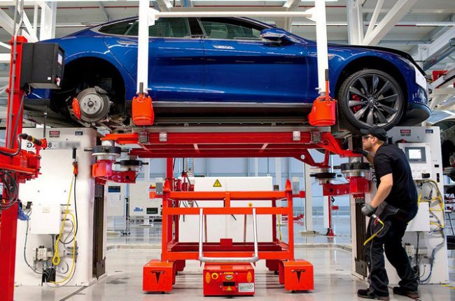 Tesla позволит владельцам автомобилей делать ремонт самим - «Транспорт»