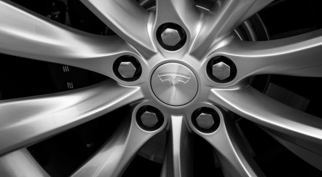 Tesla вошла в топ 10 самых дорогих автобрендов - «Транспорт»